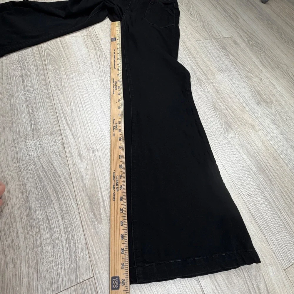 PAIGE Genevieve High‎ Rise Flare Jeans Black Shadow 27 High Waisted Patch Pocket